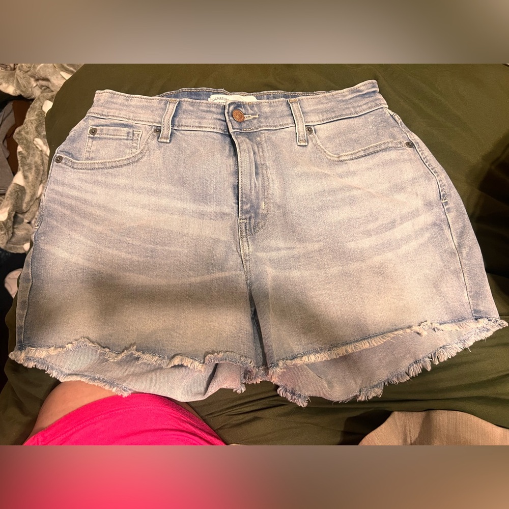 Levi Strauss high rise shorts size 8